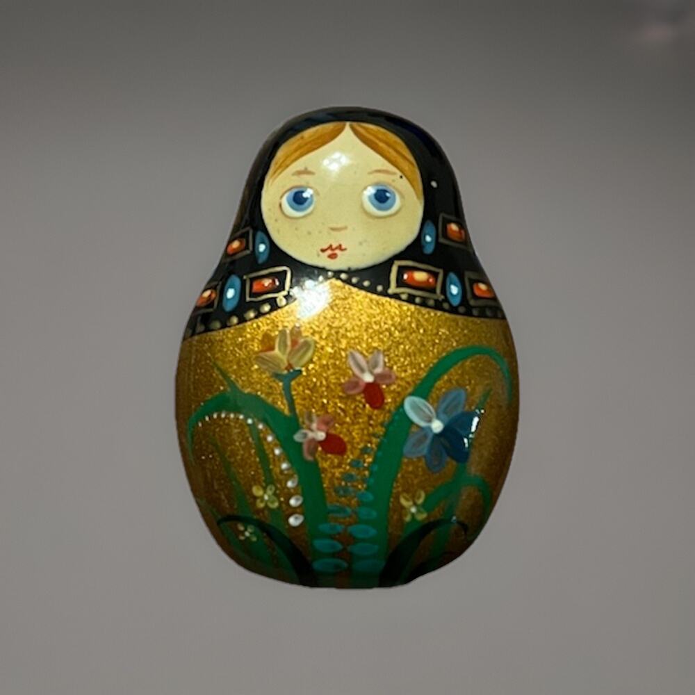 VTG Hand Painted Matryoshka Russian Nesting Doll Brooch Pin Folk Art 1.5”